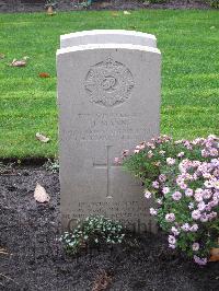 Berlin 1939-1945 War Cemetery - Mann, John